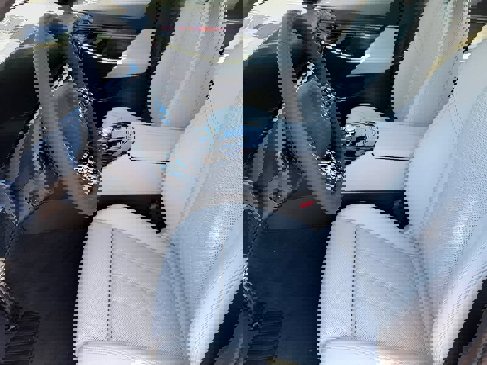 New 2026 BMW 550e xDrive AWD/4WD image 12