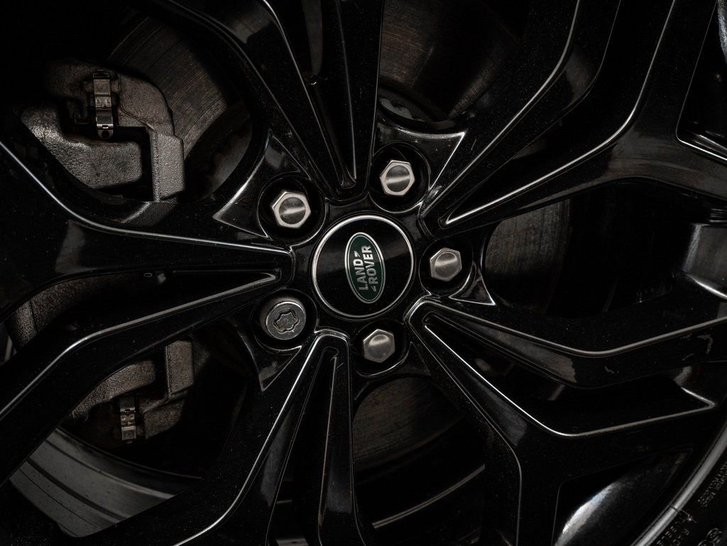 Used 2023 Land Rover Range Rover Evoque R-Dynamic S image 8