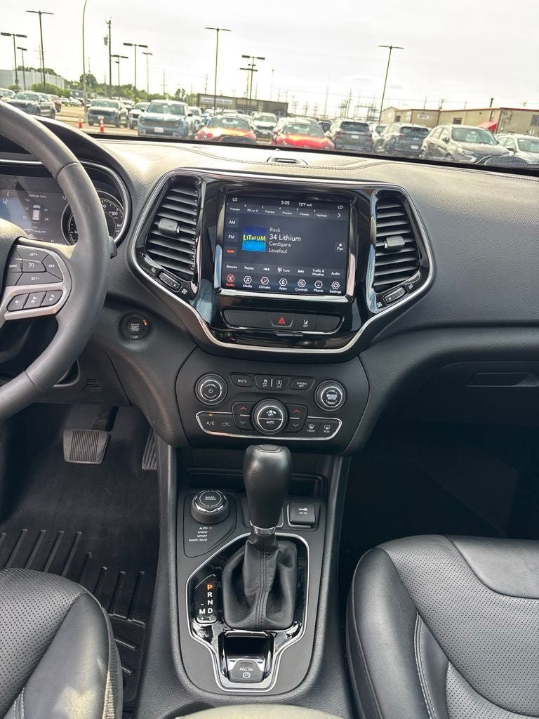 Used 2022 Jeep Cherokee Limited AWD/4WD image 17