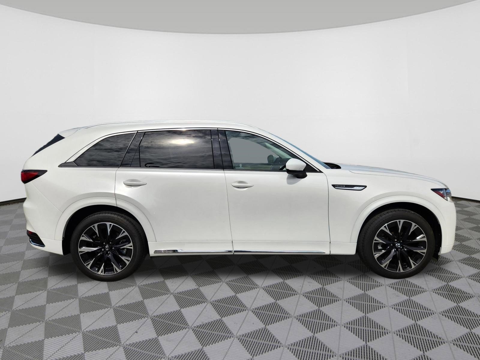 Certified 2025 MAZDA CX-90 3.3 Turbo S w/ Premium Plus AWD/4WD image 6