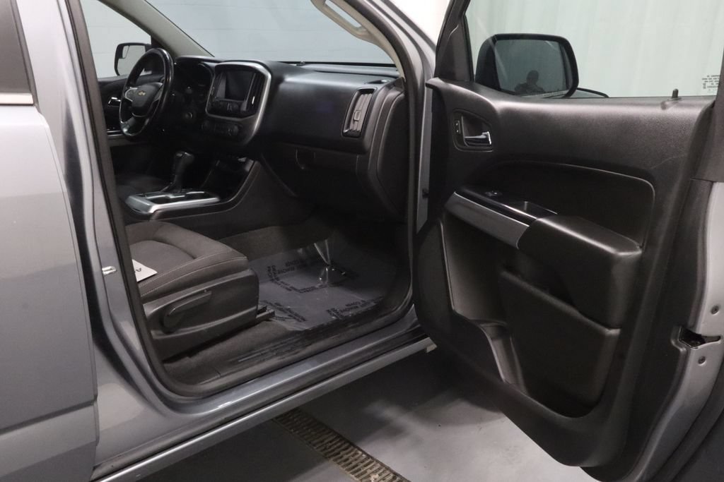 Used 2020 Chevrolet Colorado LT w/ Safety Package AWD/4WD image 25