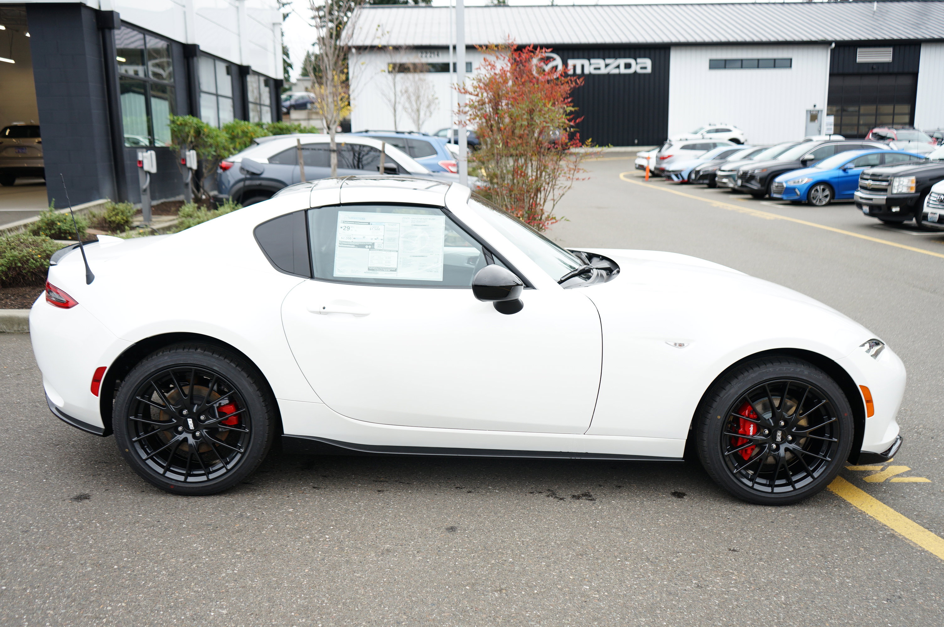 New 2025 MAZDA MX-5 Miata RF Club image 2