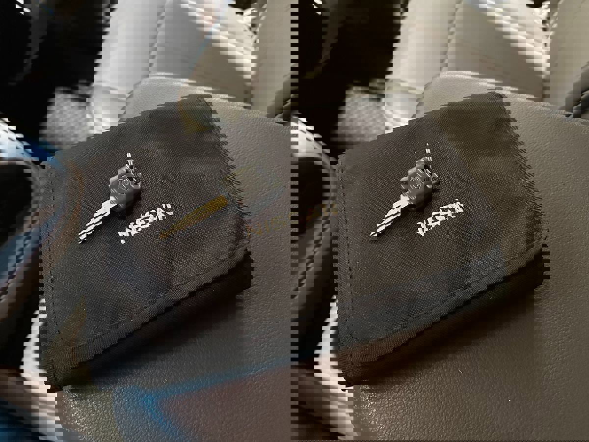 Used 2014 Nissan NV 2500 SV image 33