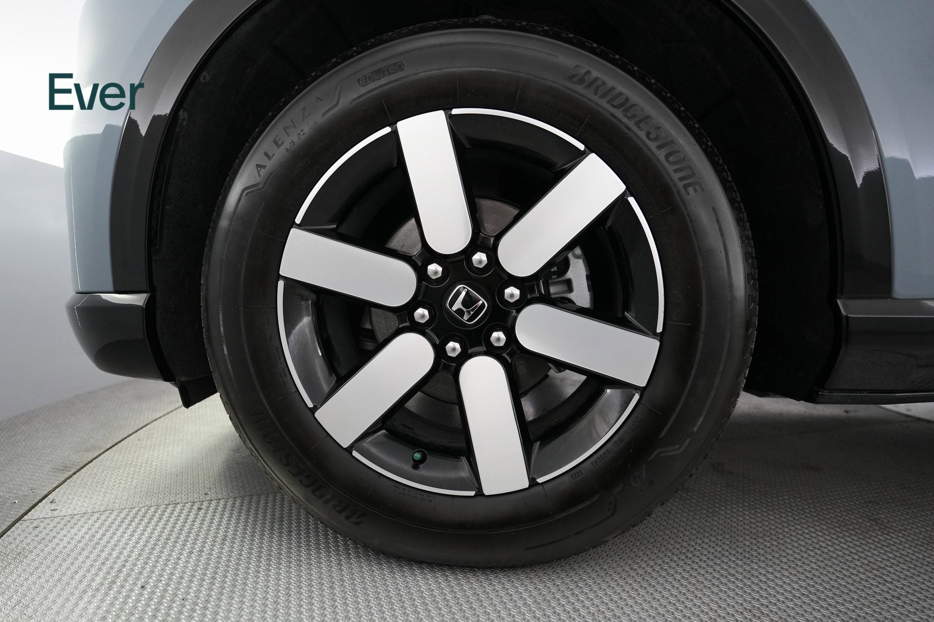 Used 2024 Honda Prologue Touring image 19