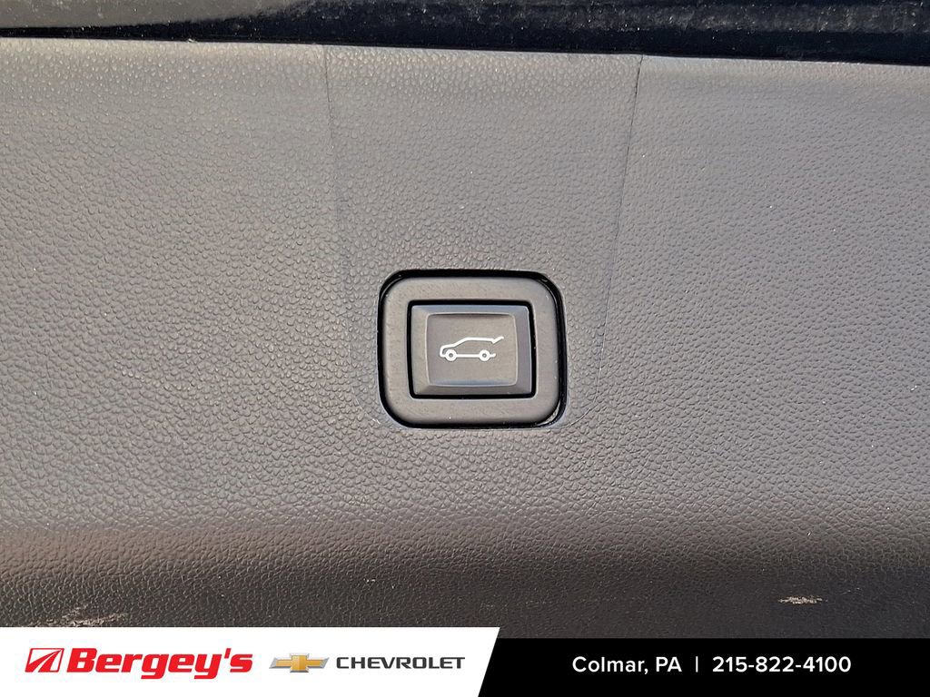 Certified 2023 Chevrolet Traverse Premier AWD/4WD image 35