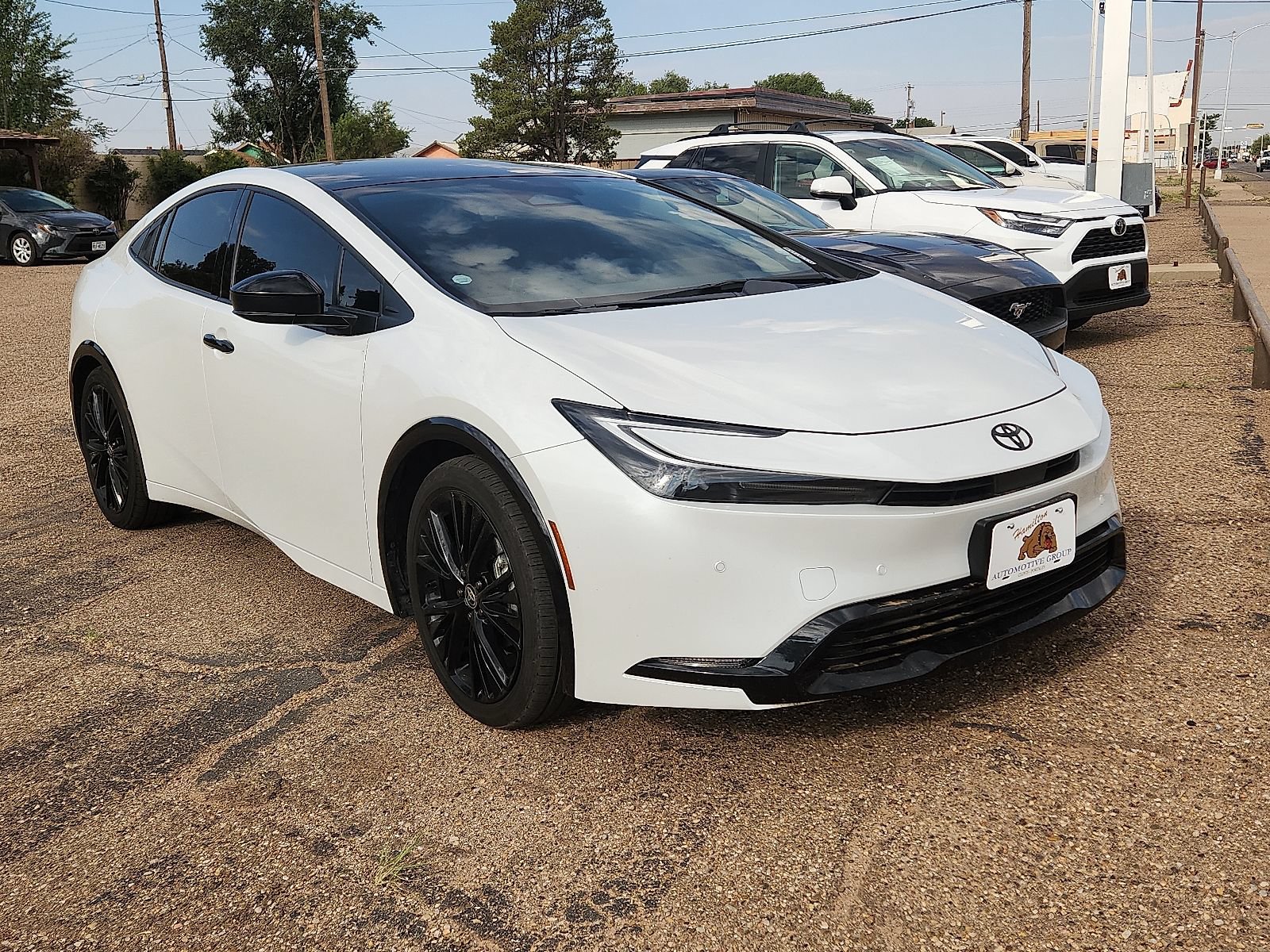 Used 2026 Toyota Prius FWD image 4