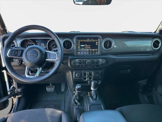 Certified 2023 Jeep Wrangler Unlimited Sahara w/ Cold Weather Group AWD/4WD image 17