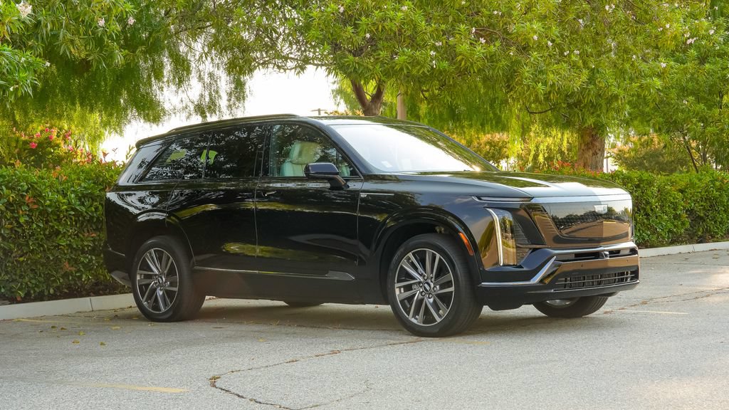 New 2027 Cadillac Vistiq Sport AWD/4WD image 6