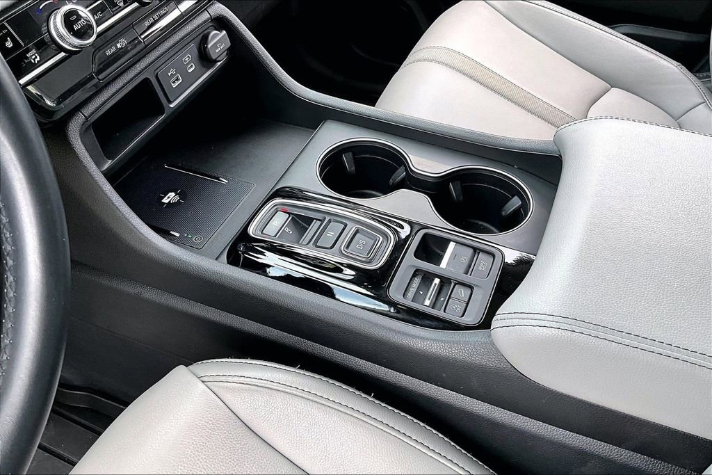 Used 2025 Honda Pilot EX-L image 15