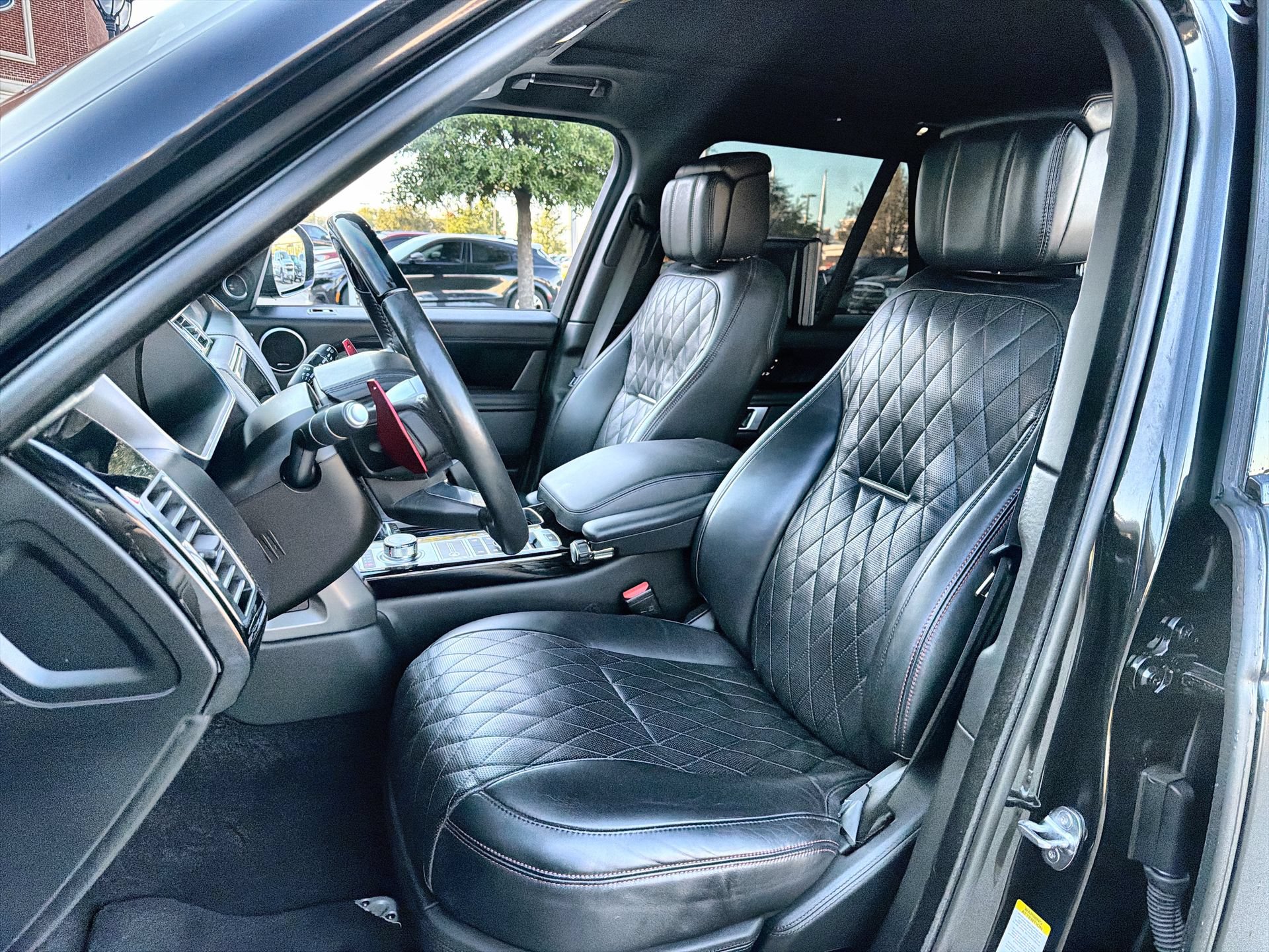Used 2021 Land Rover Range Rover SV Autobiography Dynamic AWD/4WD image 11