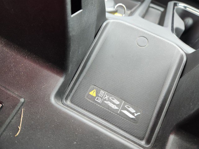 Used 2024 Chevrolet Silverado 1500 ZR2 w/ Technology Package image 57