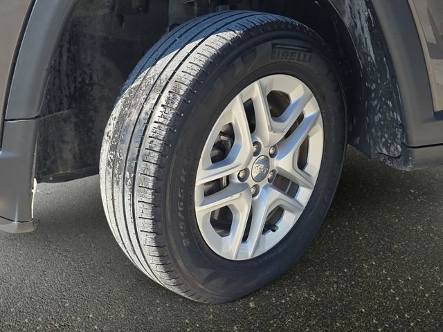 Used 2018 Jeep Compass Sport image 33