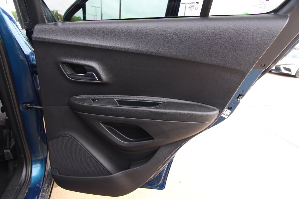 Used 2019 Chevrolet Trax LT AWD/4WD image 33
