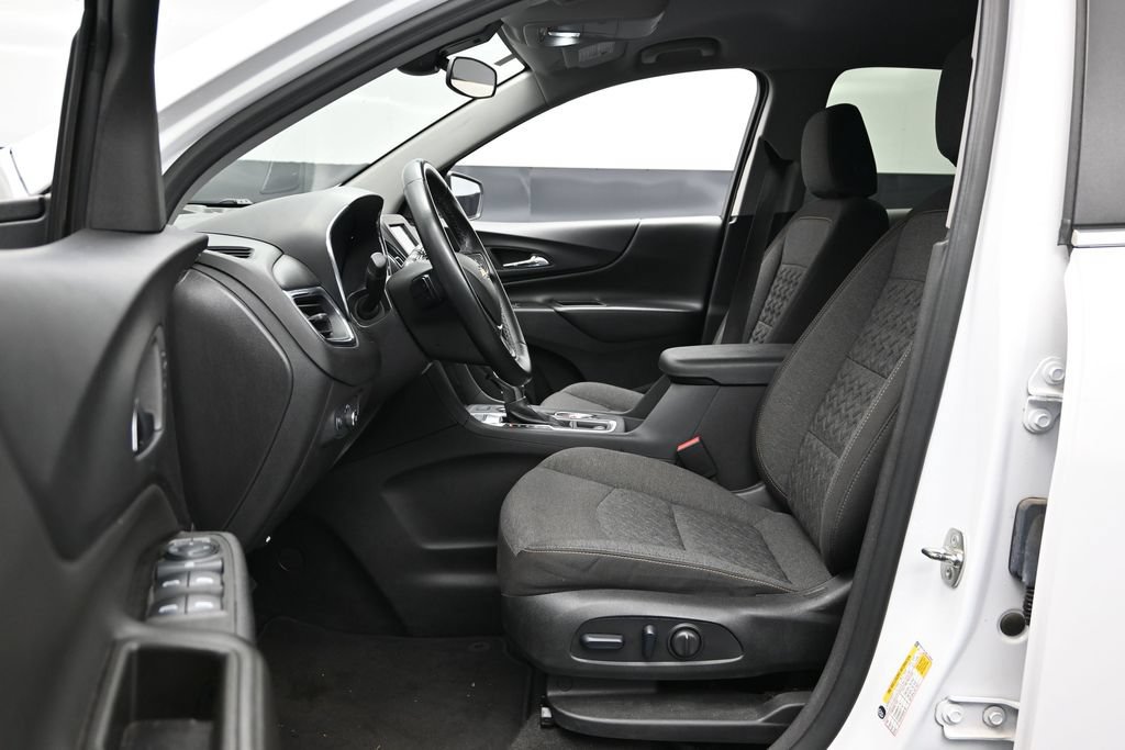 Used 2024 Chevrolet Equinox LT AWD/4WD image 18