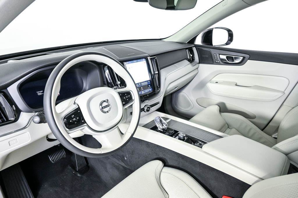 Certified 2024 Volvo XC60 B5 Ultimate w/ Climate Package AWD/4WD image 6
