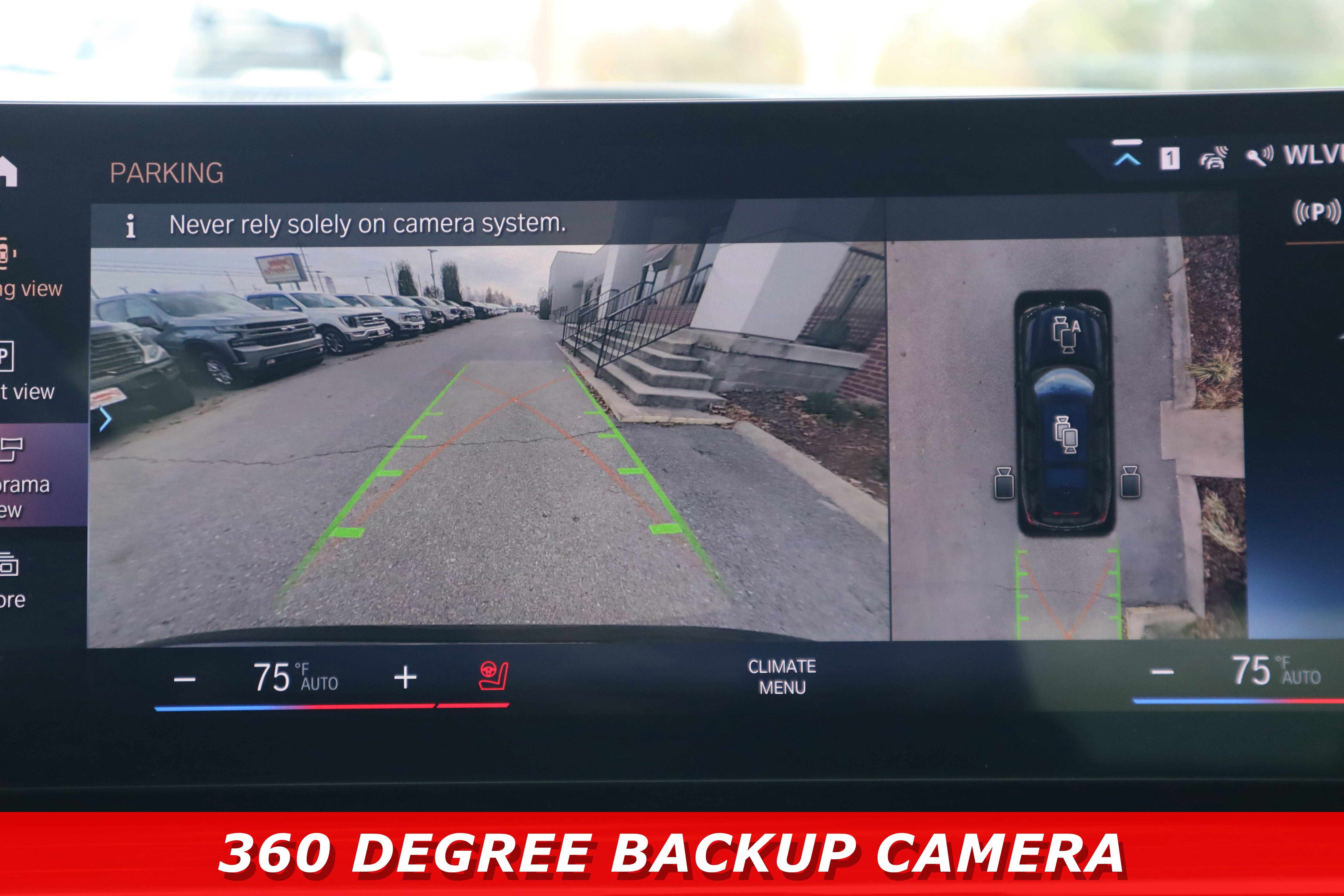 Used 2023 BMW X7 M60i w/ Executive Package image 19