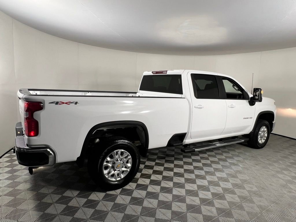 Used 2025 Chevrolet Silverado 3500 LT w/ Convenience Package image 7
