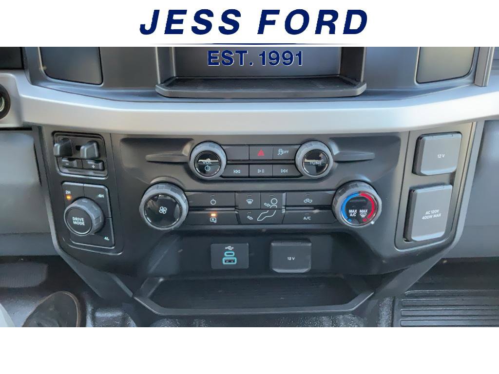 New 2026 Ford F550 4x4 Crew Cab image 14