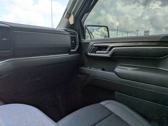 Used 2025 Chevrolet Silverado 1500 LTZ w/ Technology Package AWD/4WD image 16