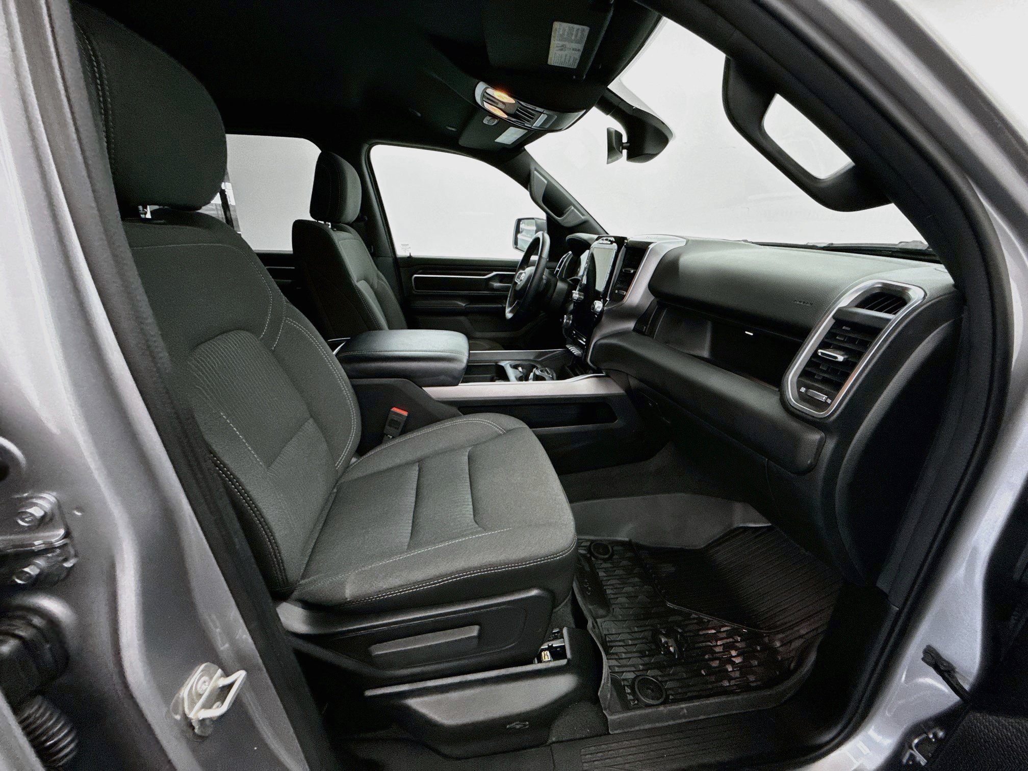 Used 2024 RAM 1500 Big Horn AWD/4WD image 31