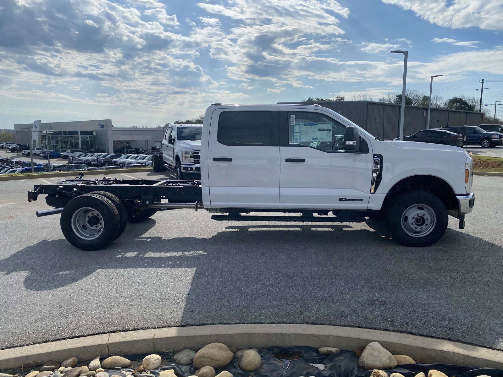 New 2026 Ford F350 XL w/ XL Chrome Package image 8
