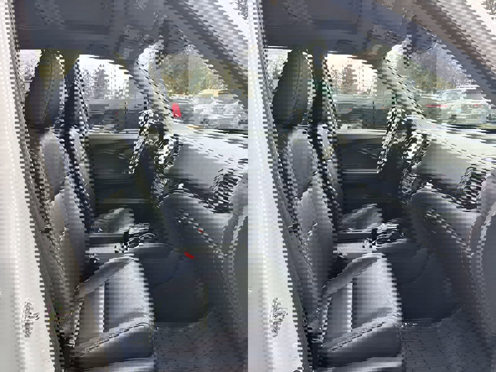 Used 2020 Honda Pilot Touring image 4