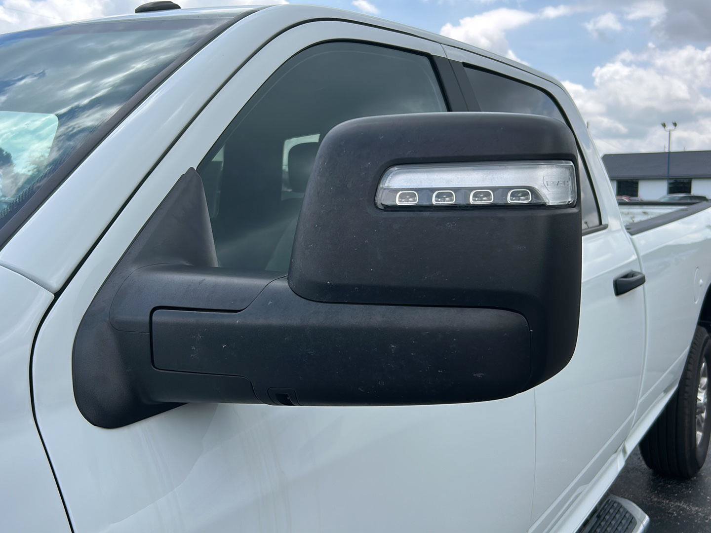 Used 2024 RAM 3500 Big Horn AWD/4WD image 3
