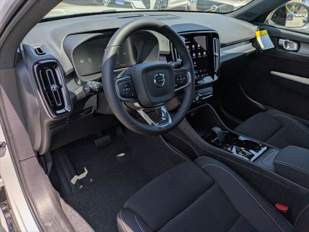 New 2026 Volvo XC40 B5 Ultra w/ Climate Package image 7