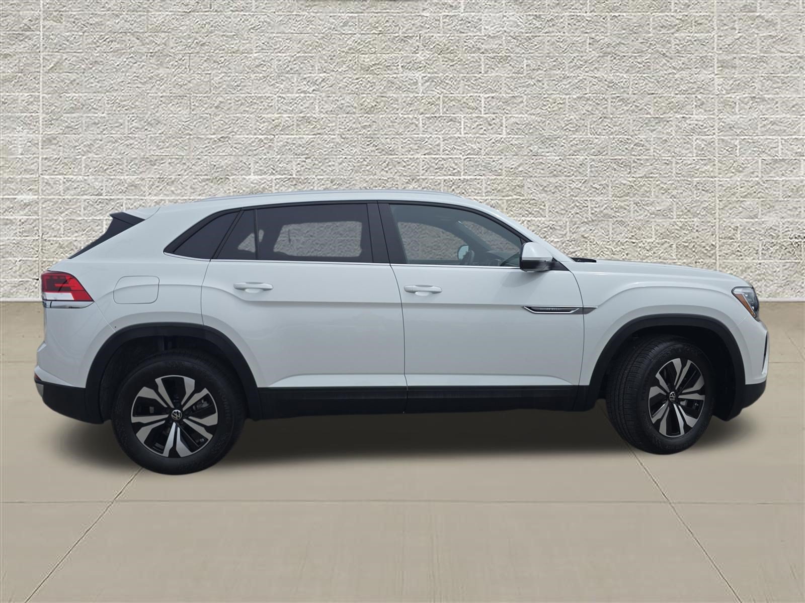 New 2026 Volkswagen Atlas Cross Sport SE AWD/4WD image 8