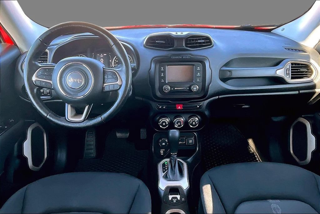 Used 2017 Jeep Renegade Latitude w/ Cold Weather Group AWD/4WD image 9