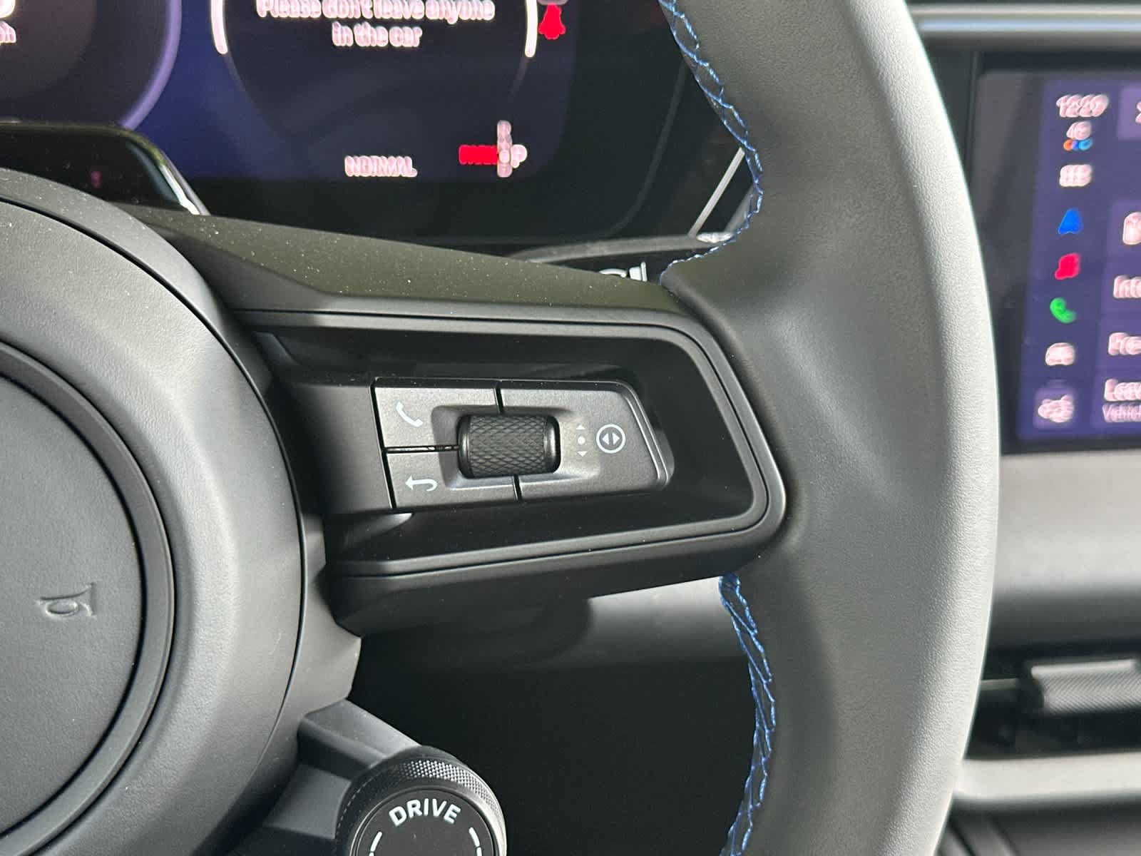 New 2026 Porsche Macan Electric RWD image 29