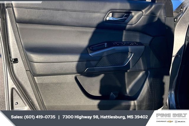 Used 2022 Nissan Pathfinder SL image 17