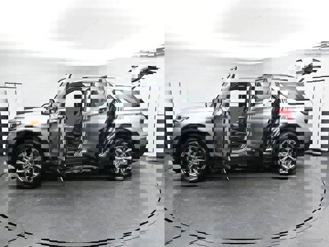 Used 2023 Ford Explorer Limited w/ Equipment Group 301A image 39