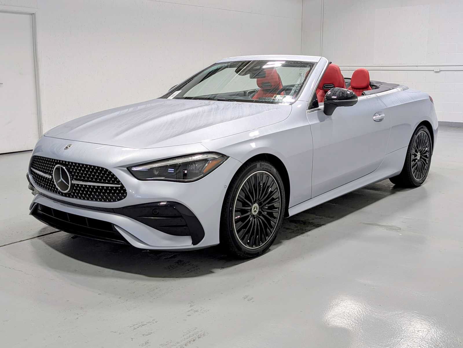 Used 2024 Mercedes-Benz CLE 300 4MATIC Cabriolet image 1