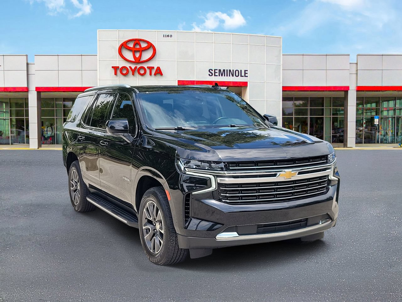 Used 2021 Chevrolet Tahoe LT w/ Rear Media and Nav Package RWD image 2