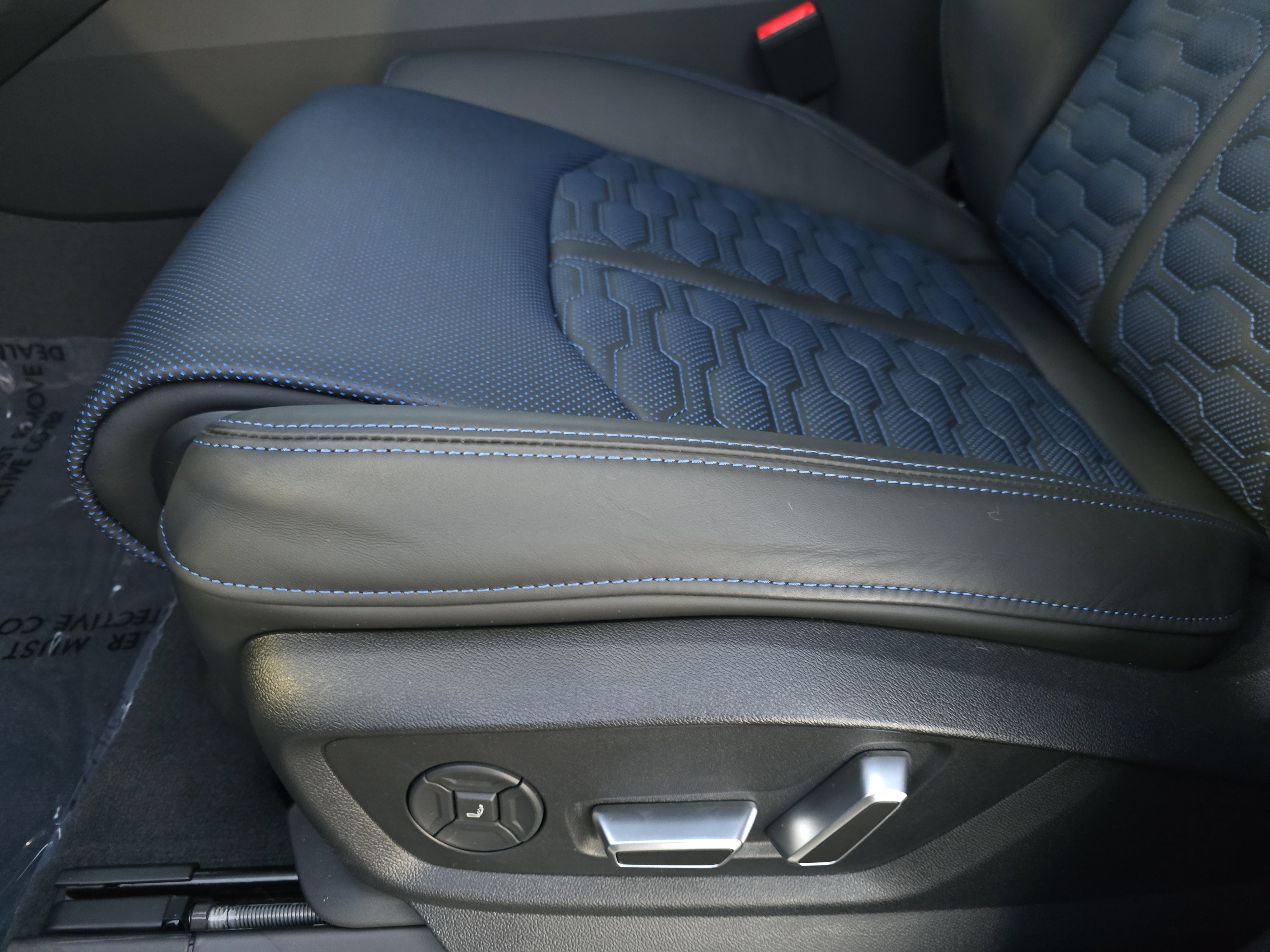 New 2026 Audi RS Q8 performance image 29