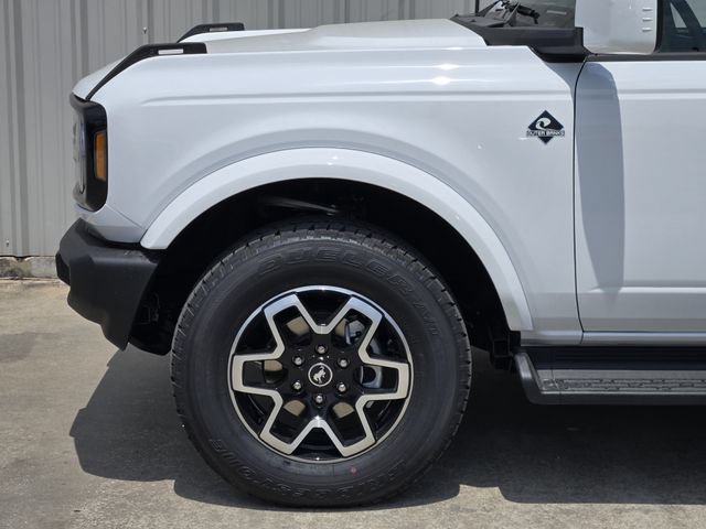 New 2026 Ford Bronco Outer Banks AWD/4WD image 6