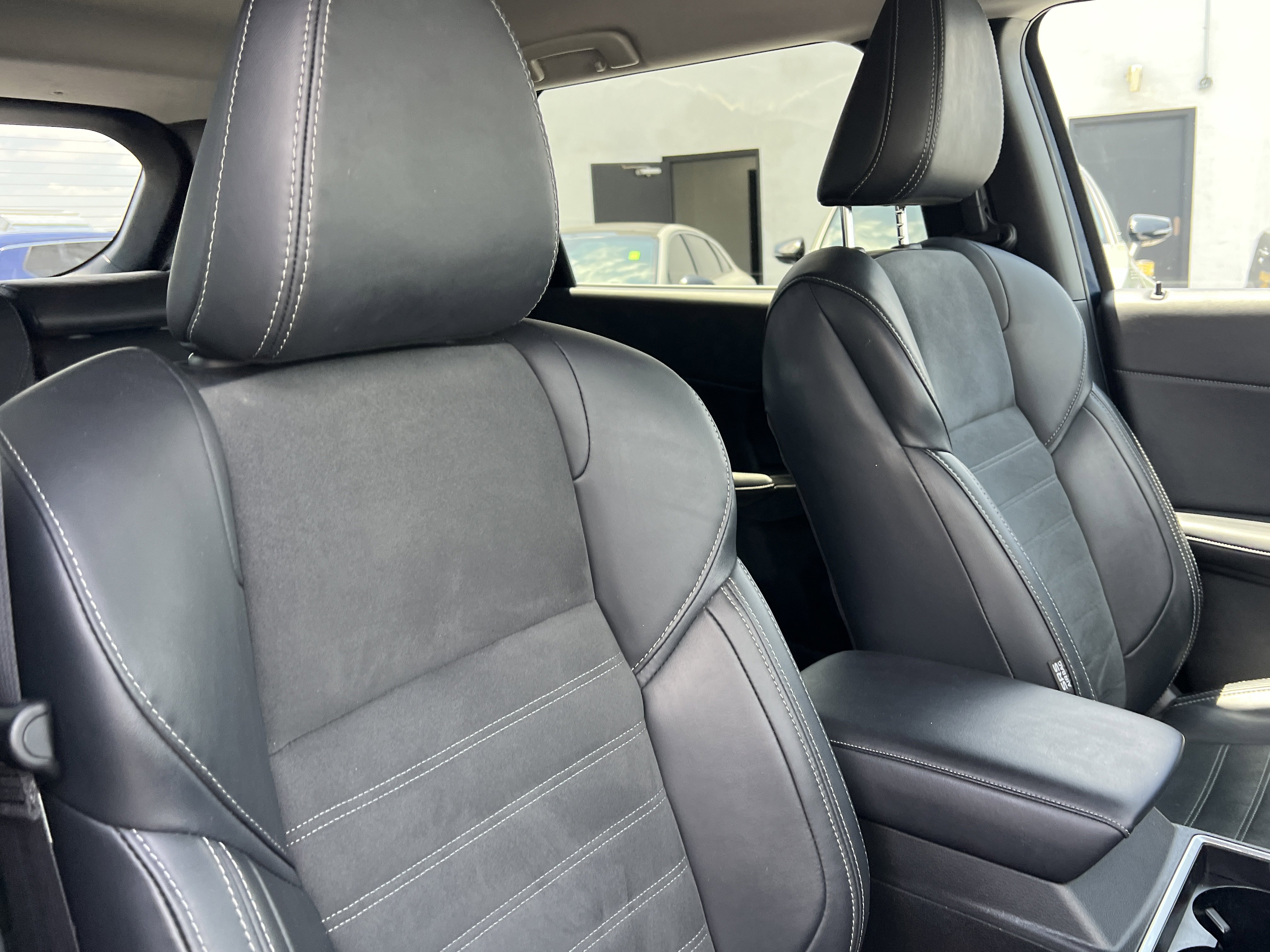Used 2024 Mitsubishi Outlander FWD image 17
