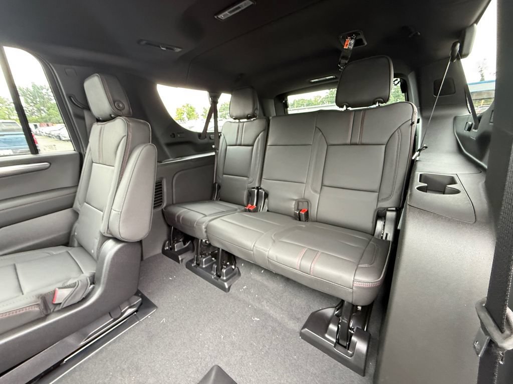New 2026 Chevrolet Suburban RST AWD/4WD image 25