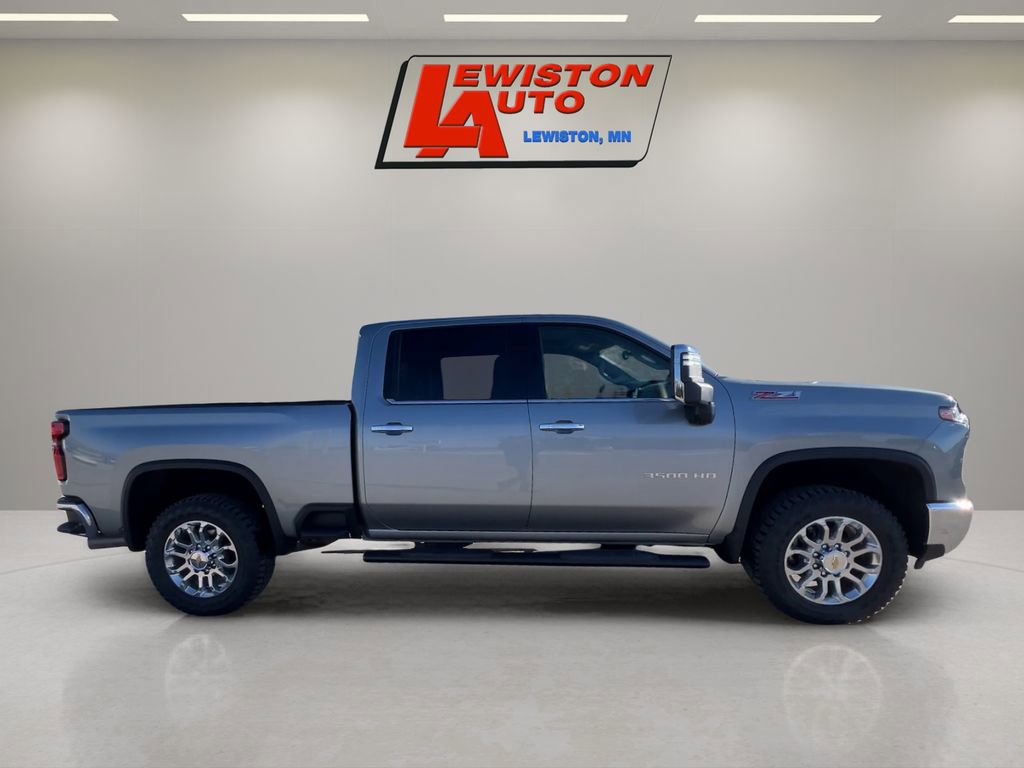 Certified 2025 Chevrolet Silverado 3500 LTZ w/ LTZ Premium Package image 6