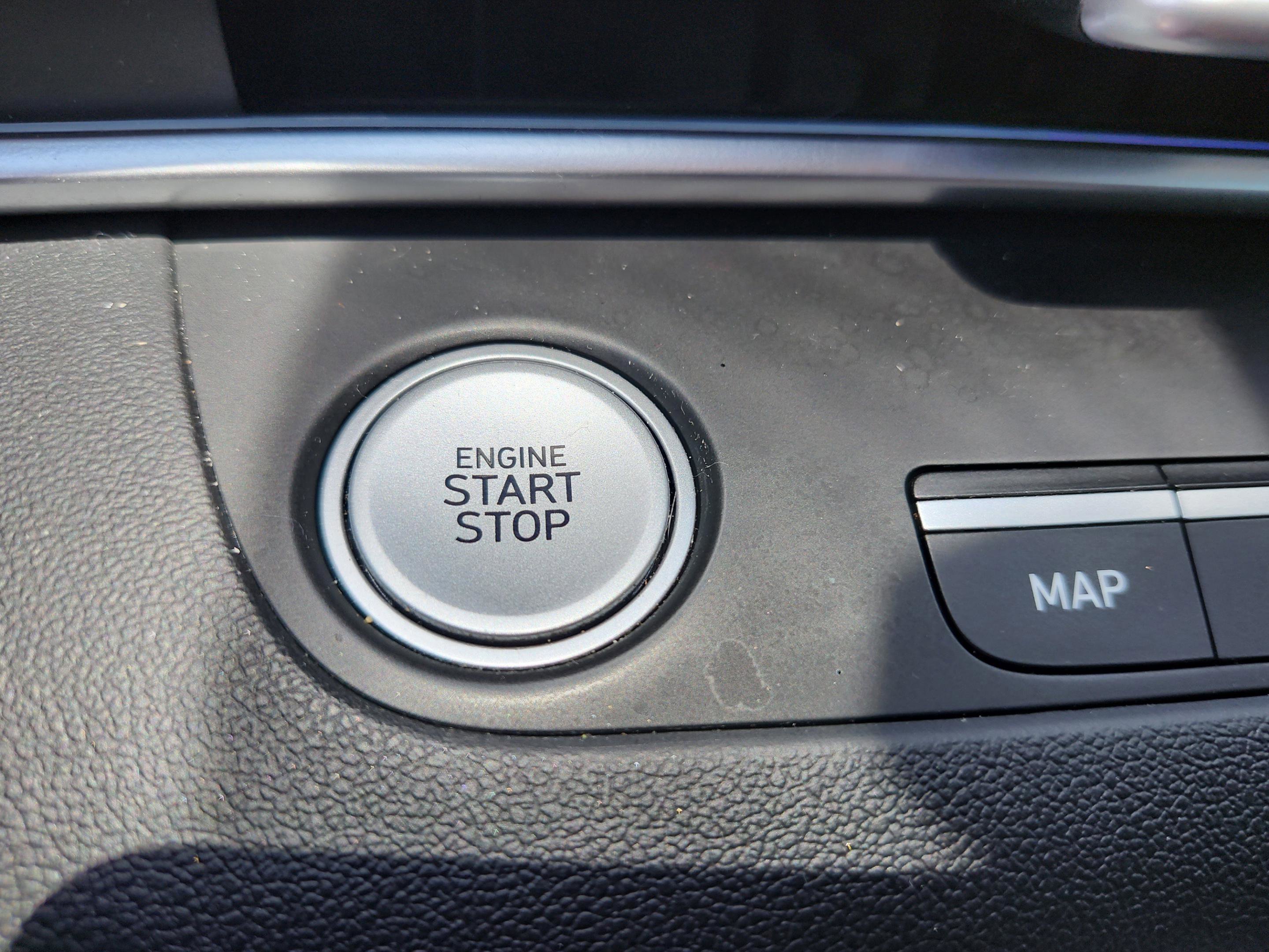 Certified 2021 Hyundai Elantra Limited FWD image 26