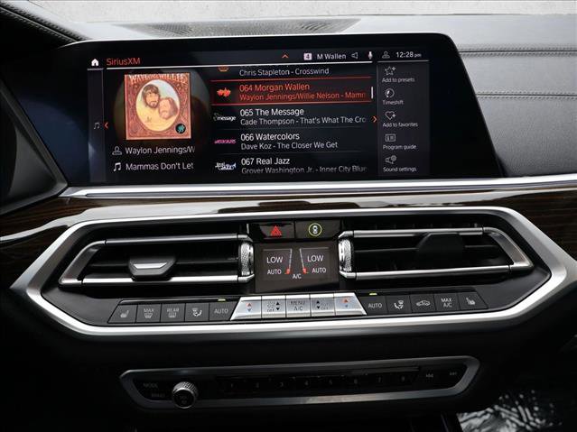 Used 2019 BMW X7 xDrive40i w/ Premium Package AWD/4WD image 17