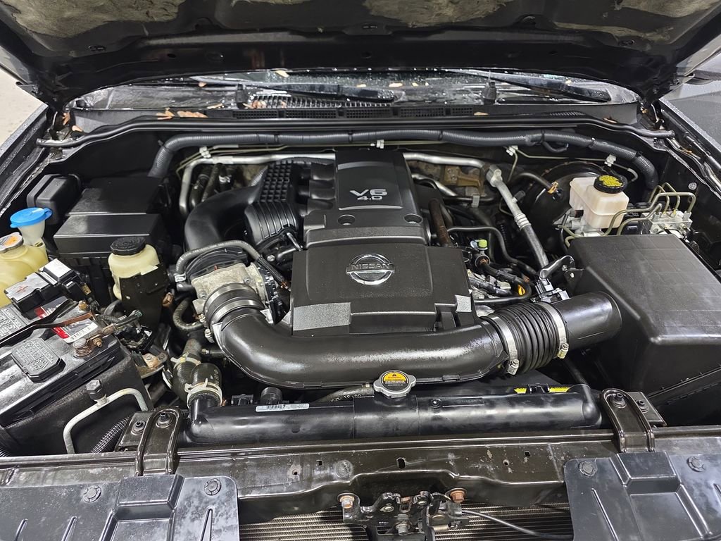 Used 2018 Nissan Frontier PRO-4X AWD/4WD image 35