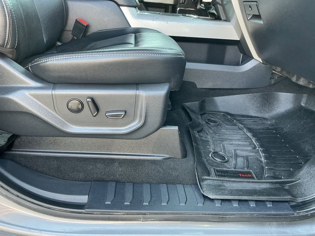 Used 2022 Ford F250 Lariat w/ Lariat Value Package image 33