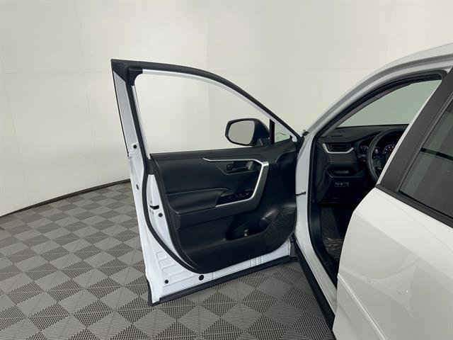 Certified 2022 Toyota RAV4 LE image 11