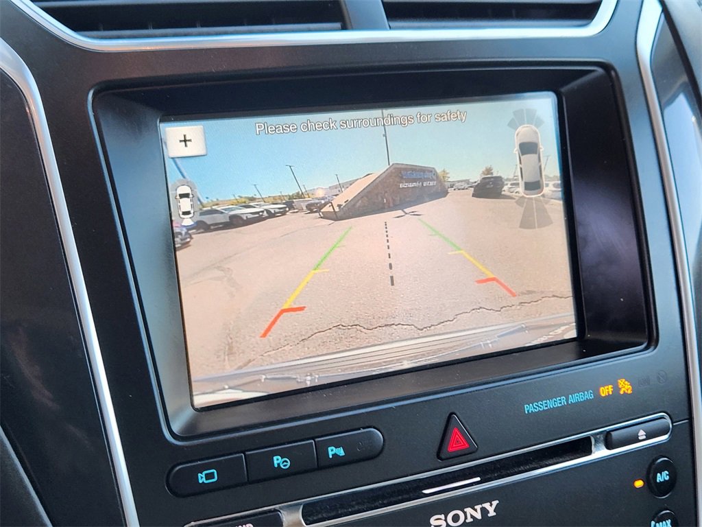 Used 2018 Ford Explorer Platinum image 22