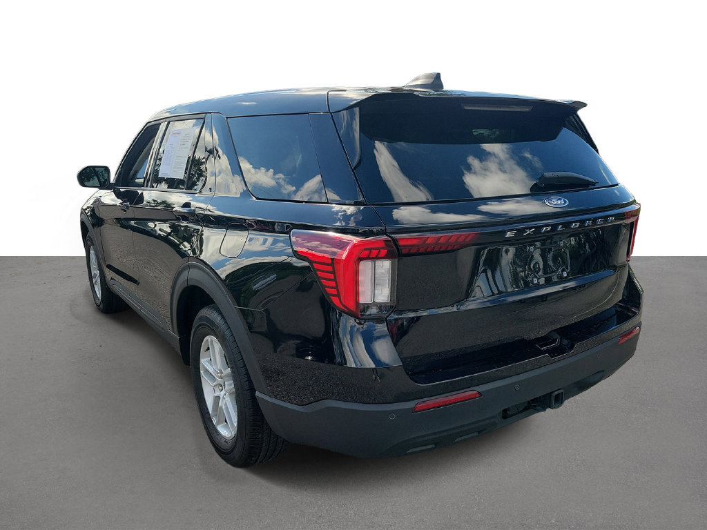 Used 2026 Ford Explorer Active RWD image 4
