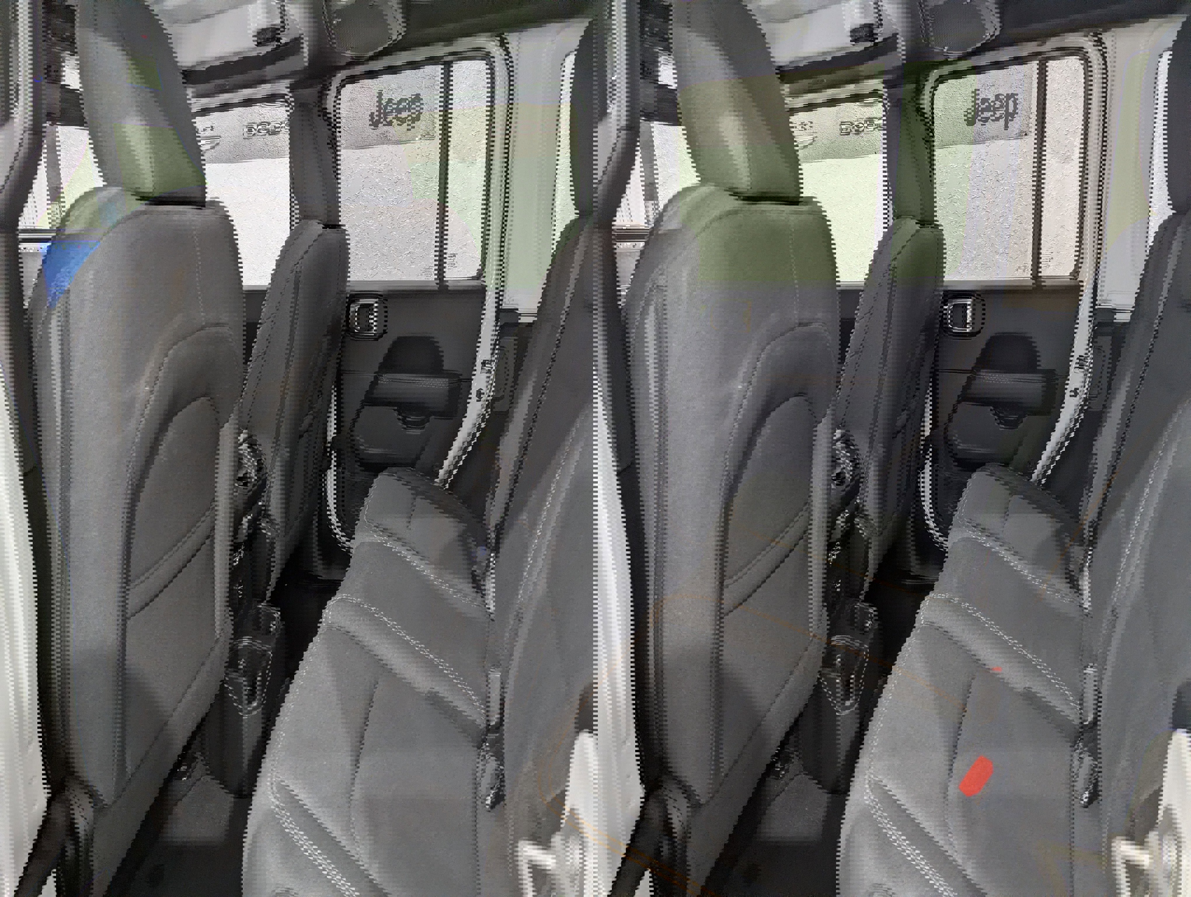 Used 2026 Jeep Wrangler Unlimited Sahara image 11