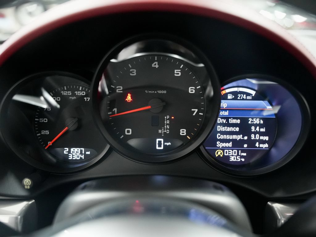 Used 2017 Porsche 718 Boxster RWD image 12