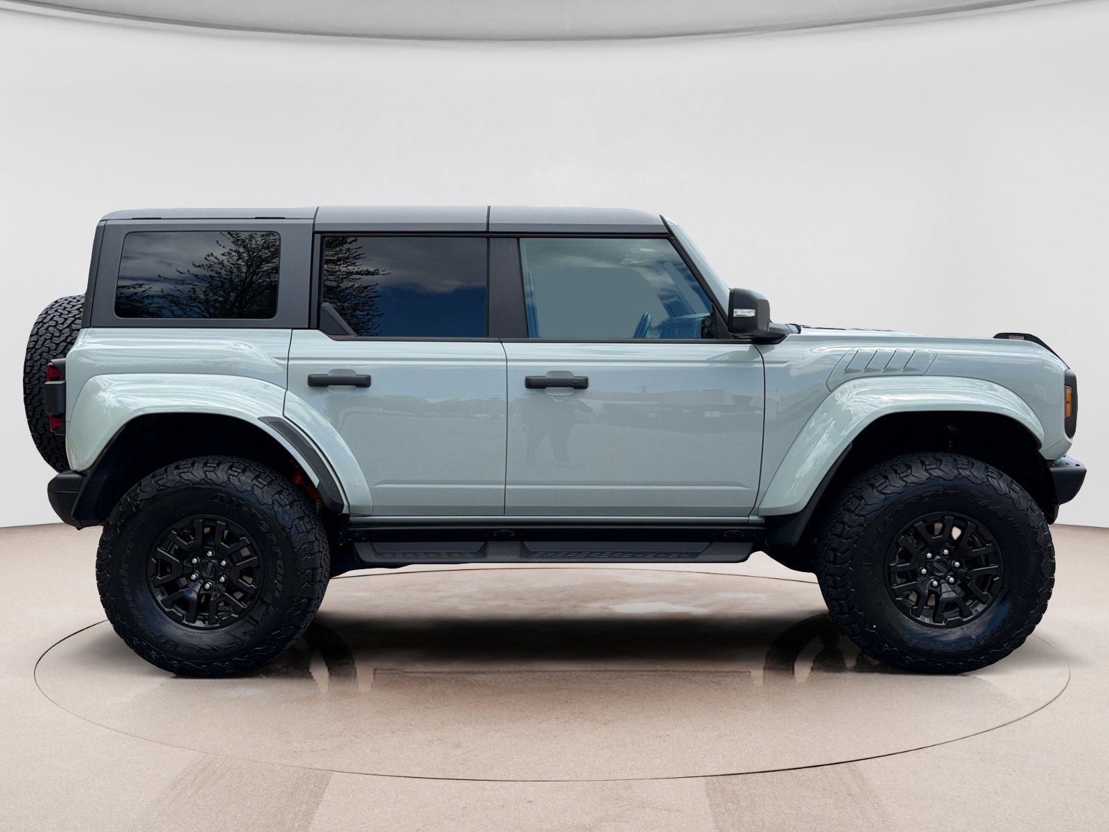 Used 2024 Ford Bronco Raptor image 6